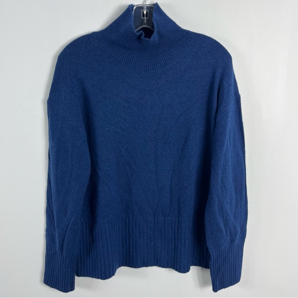 Everlane The Cashmere Oversized Turtleneck Sweater Size Small NWT Bright Navy - Picture 5 of 11